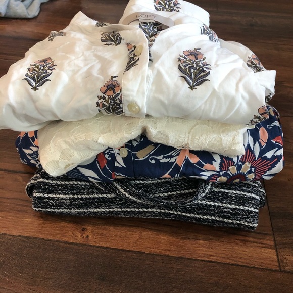 LOFT Not-So-Mystery Box Size Lg & XL 4 Items - Picture 5 of 5